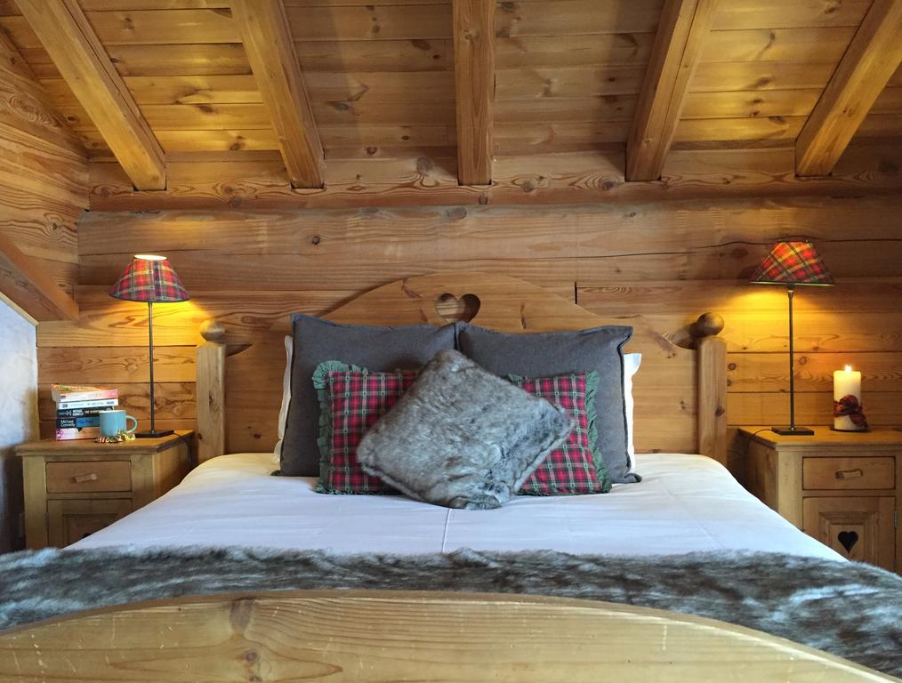 Chalet Le Pot De Miel Panzió Montgenèvre Kültér fotó