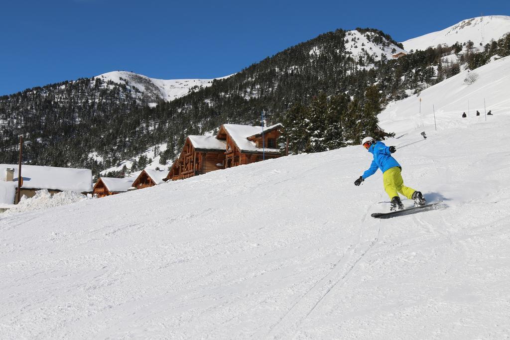 Chalet Le Pot De Miel Panzió Montgenèvre Kültér fotó