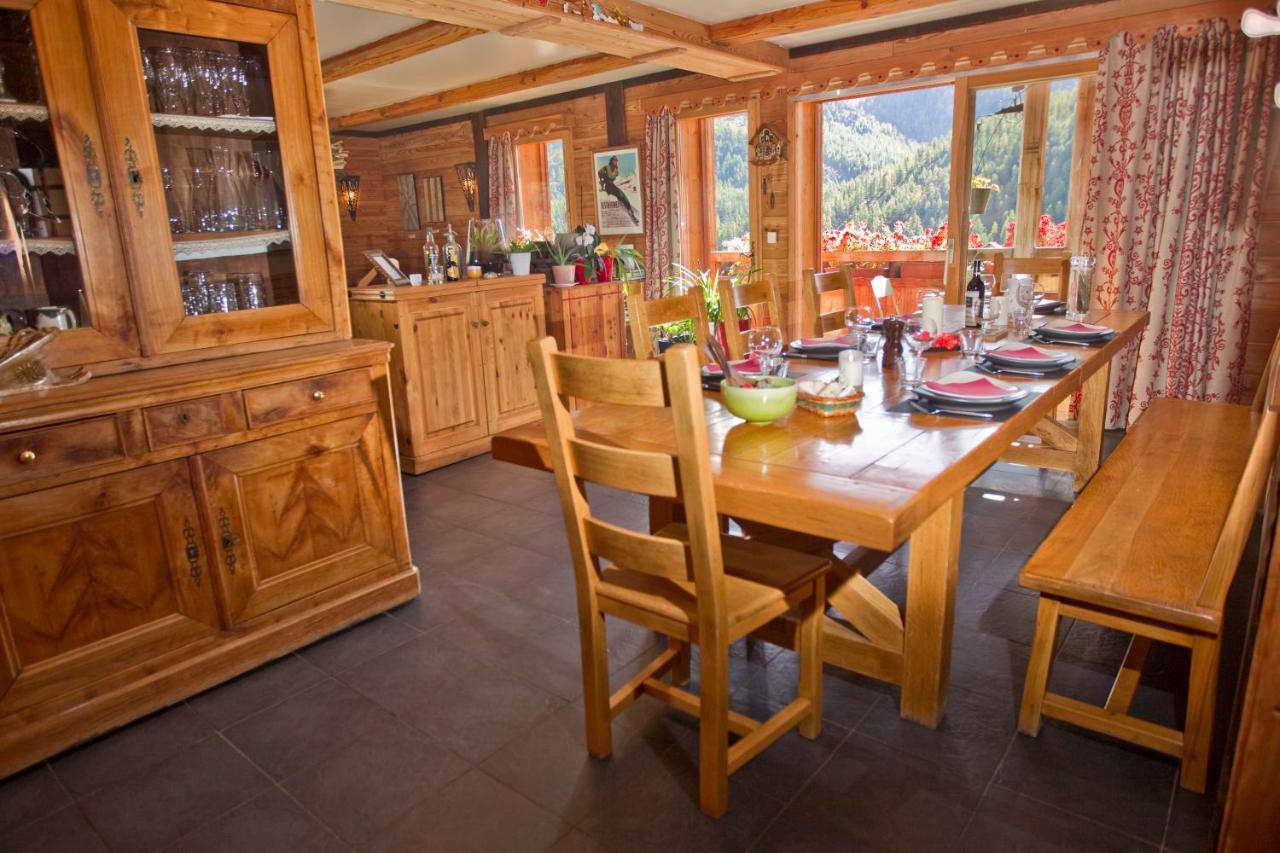 Chalet Le Pot De Miel Panzió Montgenèvre Kültér fotó